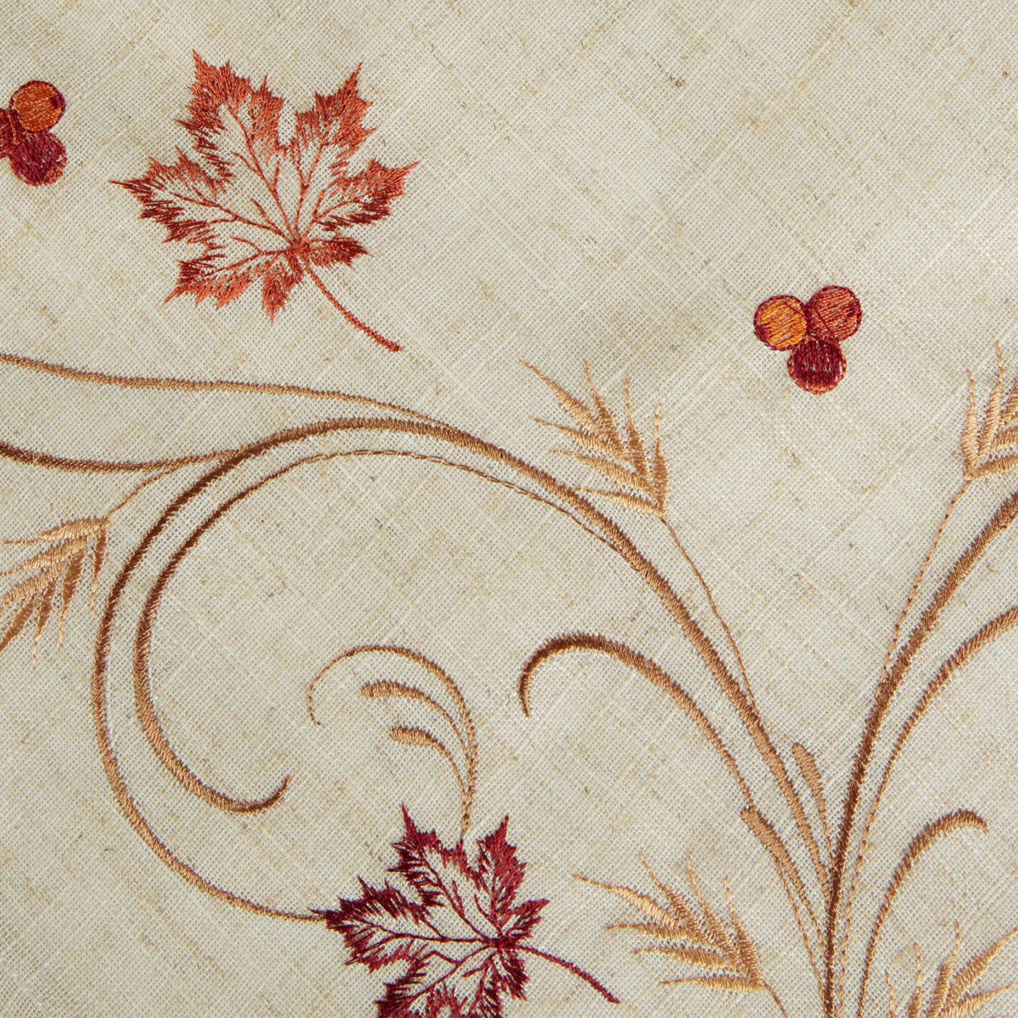 DII® 40" Autumn Wheat Table Topper